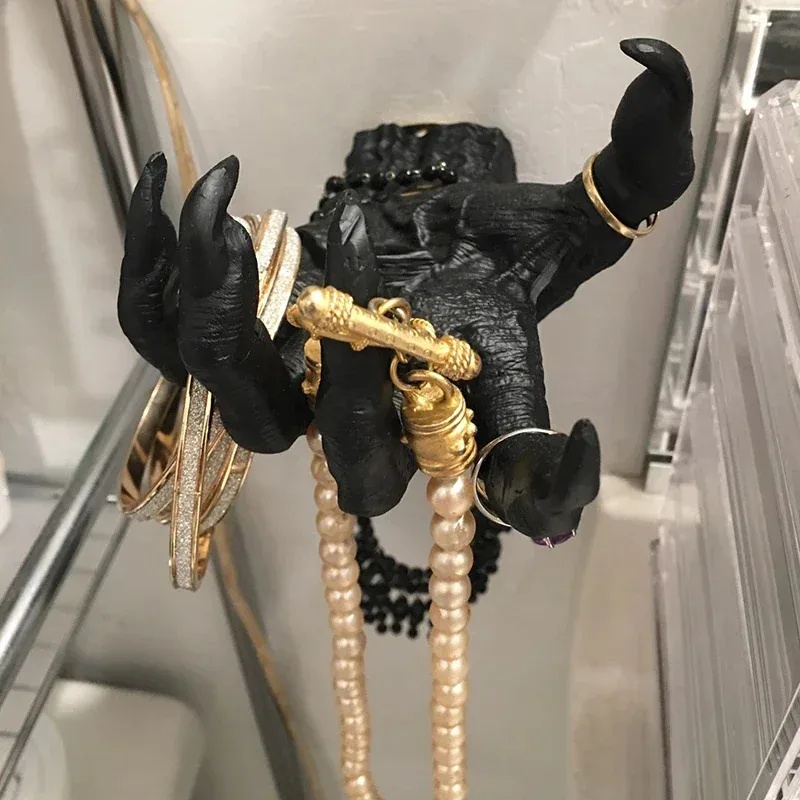 Estatuas de Manos de Bruja Gót - Resin Art Aesthetic reseña y precio