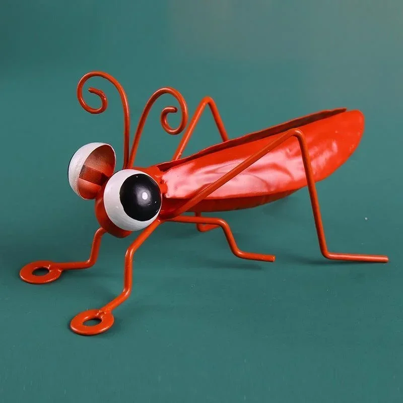 Estatua de saltamontes de Meta - Resin Art Tree reseña y precio