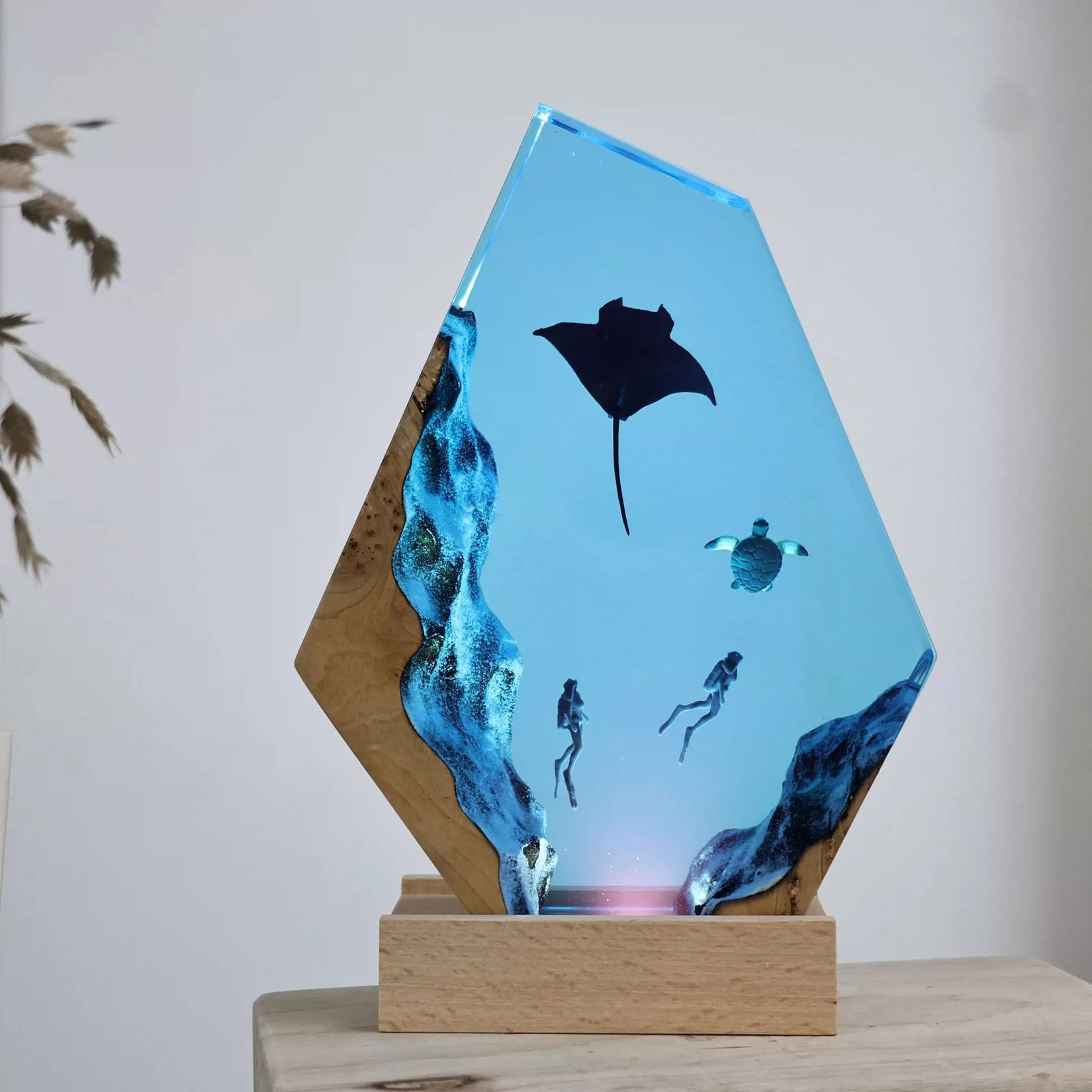 Lámpara Nocturna de Manta Ray, - Resin Art Decoration Items reseña y precio